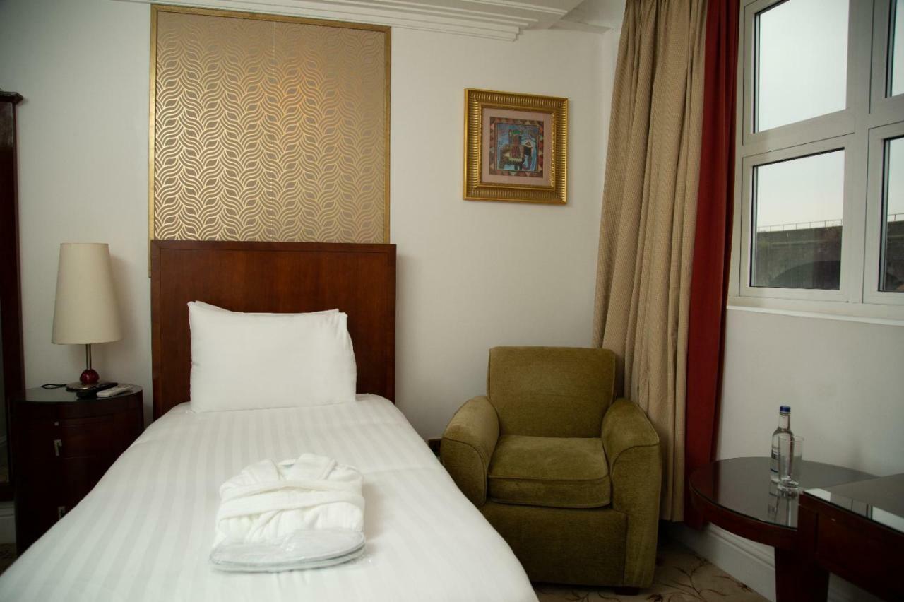 เดอะ ลัดบรูก โฮเต็ล Hotel เบอร์มิงแฮม ภายนอก รูปภาพ